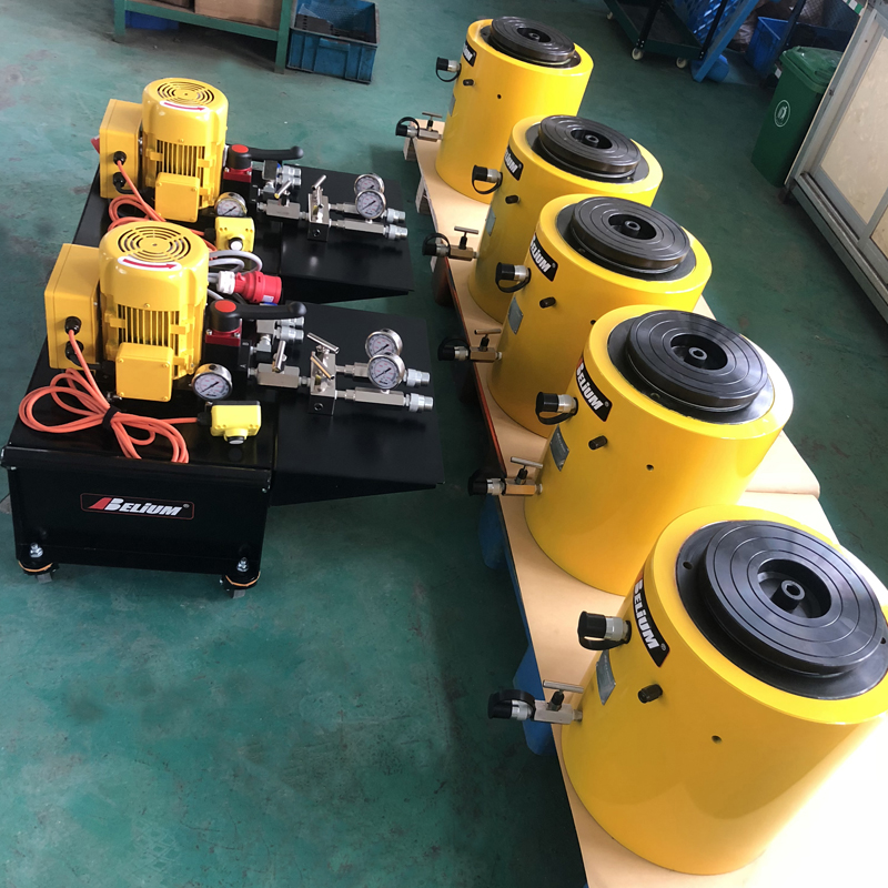 Cylindres de 500 tonnes et ensembles de blocs d'alimentation pour la Chine RAILWAY 12TH BUREAU GROUP CO.